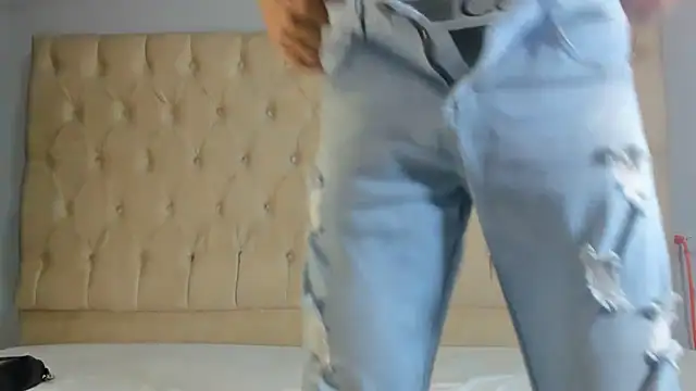 jose sexycumm online show from March 9, 2025, 10:08 pm