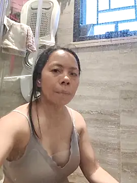 doggiepossession online show from November 17, 2025, 5:13 am