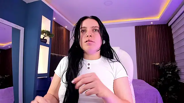 Lucy Smith2 online show from January 29, 2025, 7:15 am