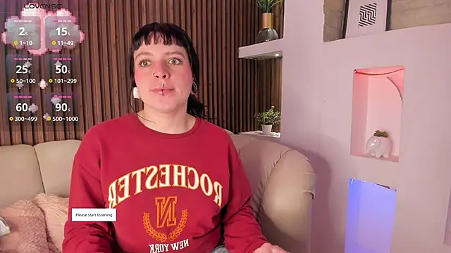 Lucy Smith2 online show from September 15, 2025, 7:36 pm