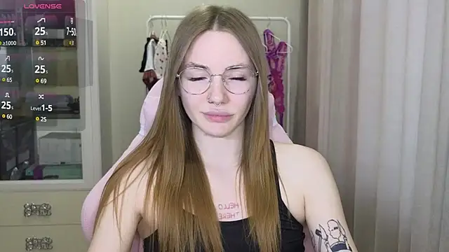 littlevildevil online show from March 1, 2025, 11:17 am