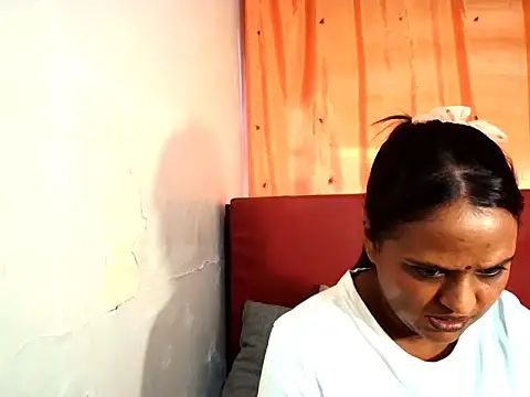 Snapshot of Indian_sunshine chatting on March 21, 2025, 5:11 am Indian sunshine online show from March 21, 2025, 5:11 am