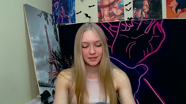 MademoiselleCl online show from December 8, 2024, 5:11 pm