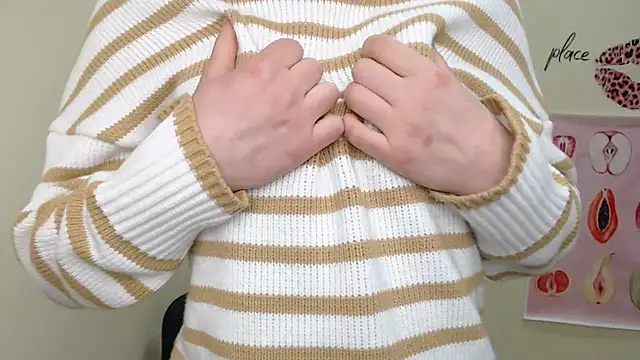 MademoiselleCl online show from January 14, 2025, 2:32 pm