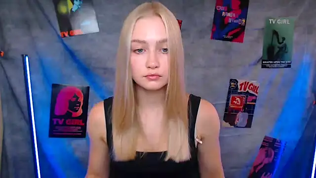 MademoiselleCl online show from September 19, 2025, 1:01 pm