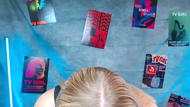 MademoiselleCl online show from September 21, 2025, 12:40 pm