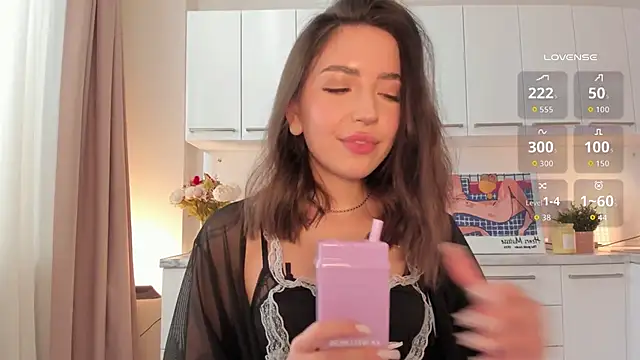 Oh My Dianee online show from September 10, 2025, 7:19 am