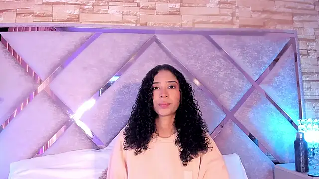  lanna jhonson  online show from October 24, 2025, 10:55 am