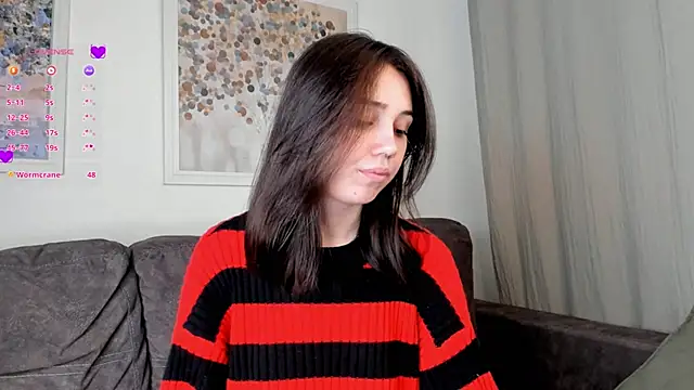 GillianDowdey online show from January 28, 2025, 4:39 am