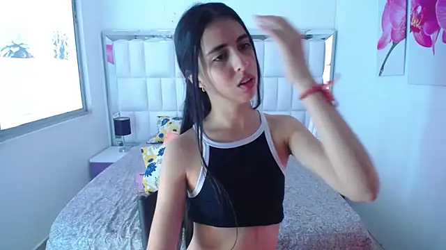 anna alvarez online show from January 15, 2025, 7:01 pm