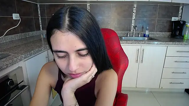 anna alvarez online show from April 4, 2026, 12:13 pm