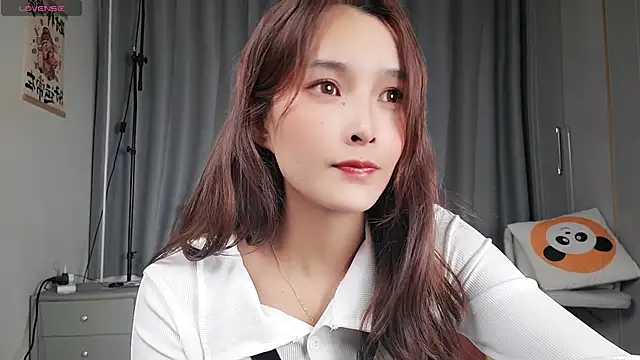 Youth3  online show from February 8, 2025, 12:39 pm