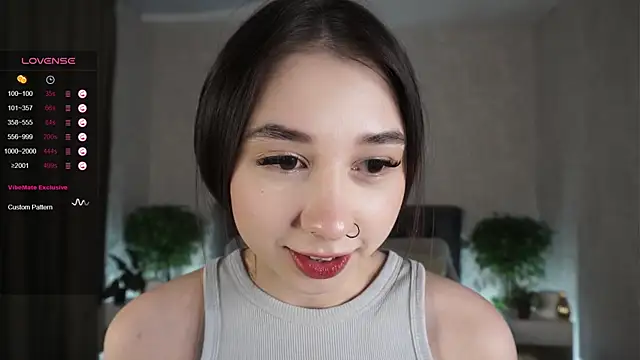 AislyEmbury online show from February 11, 2025, 7:05 pm