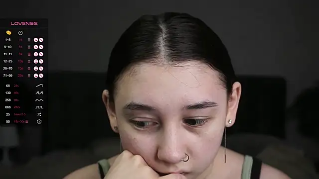 AislyEmbury online show from March 16, 2025, 2:53 am