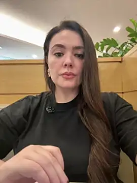 Snapshot of Sophie_Eaton chatting on December 15, 2025, 7:51 pm Sophie Eaton online show from December 15, 2025, 7:51 pm