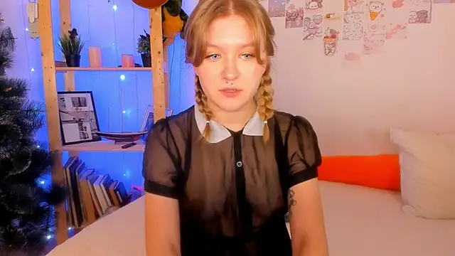 Snapshot of leazy_peazy chatting on December 14, 2024, 6:35 am leazy peazy online show from December 14, 2024, 6:35 am