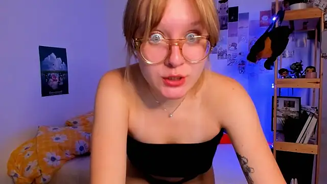 Snapshot of leazy_peazy chatting on October 3, 2025, 7:44 pm leazy peazy online show from October 3, 2025, 7:44 pm