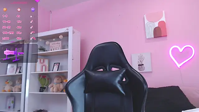 Ian Castillo  online show from January 15, 2025, 11:32 am