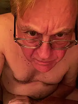 Snapshot of Tonybaloney1972 chatting on July 6, 2026, 5:04 am Tonybaloney1972 online show from July 6, 2026, 5:04 am