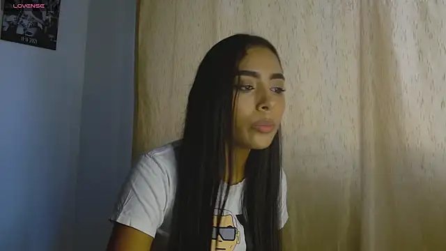 AntonellaAndNoah online show from December 4, 2024, 9:46 pm