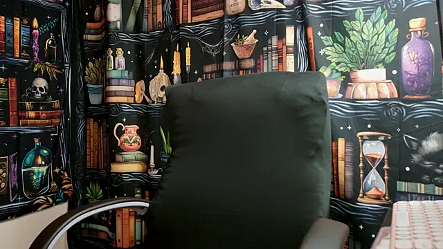 julietta   jackson online show from December 28, 2024, 8:58 pm