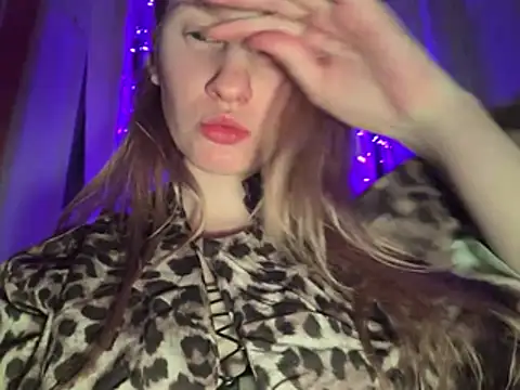 saint cat25 online show from January 21, 2025, 6:34 pm