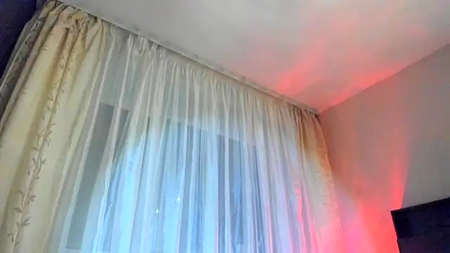 saint cat25 online show from October 15, 2025, 6:52 pm