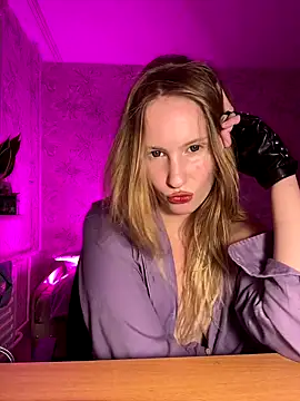 saint cat25 online show from November 8, 2025, 6:40 pm