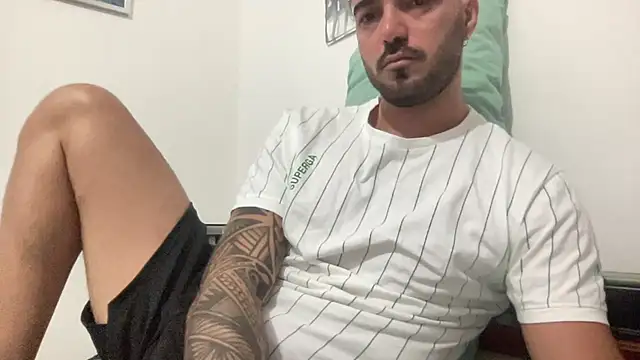 alessandromori91 online show from September 21, 2025, 7:26 pm