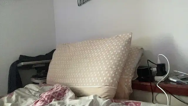 alessandromori91 online show from January 9, 2026, 8:50 am