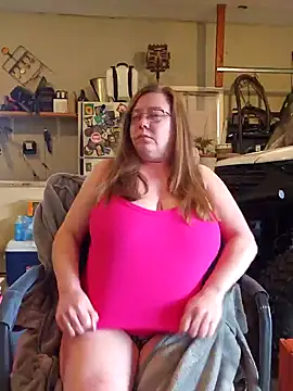 MsShelby40 online show from April 8, 2026, 10:10 pm