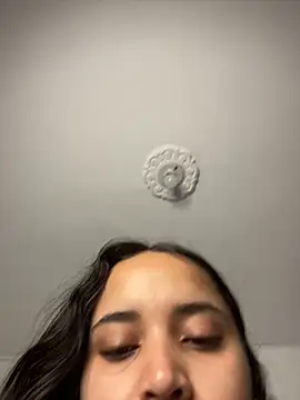 MollySanders    online show from December 29, 2024, 2:52 pm