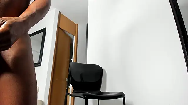 smit hot sr online show from April 22, 2026, 1:52 am