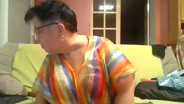 Vandeae44 online show from February 2, 2026, 8:51 pm