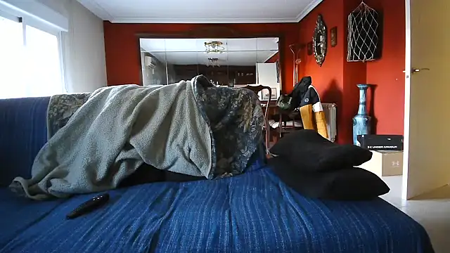 maduroguapo online show from January 15, 2025, 4:32 pm