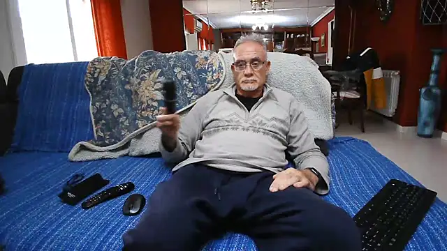 maduroguapo online show from March 13, 2025, 5:18 pm