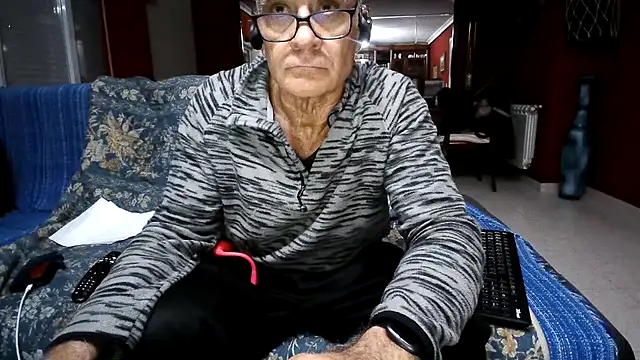 maduroguapo online show from March 23, 2026, 9:30 pm