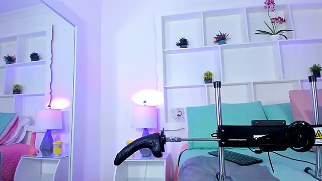 Jenifer Diaz online show from January 22, 2025, 2:35 pm