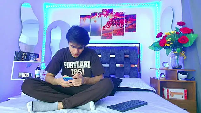 Alex and Fabian online show from March 21, 2025, 6:51 pm