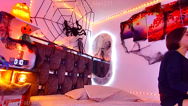 Alex and Fabian online show from October 20, 2025, 8:31 pm