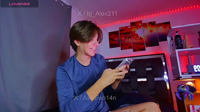 Snapshot of Alex_and_Fabian chatting on July 22, 2026, 4:37 am Alex and Fabian online show from July 22, 2026, 4:37 am