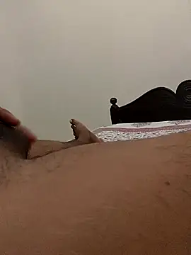 lovablesam online show from November 10, 2025, 12:42 am