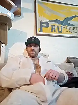 Crookedcook82xh online show from March 31, 2026, 7:36 pm