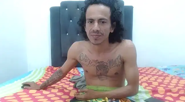 Snapshot of damian_bottom_bigcock chatting on February 1, 2025, 7:23 pm damian bottom bigcock online show from February 1, 2025, 7:23 pm