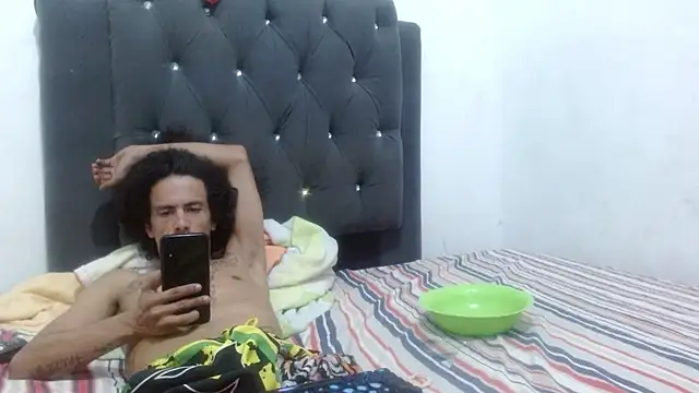 Snapshot of damian_bottom_bigcock chatting on March 1, 2025, 11:15 pm damian bottom bigcock online show from March 1, 2025, 11:15 pm