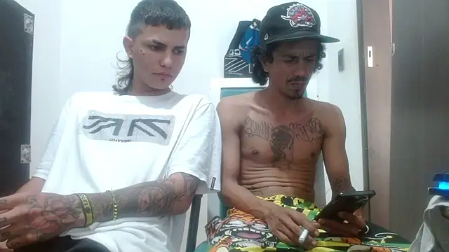 Snapshot of damian_bottom_bigcock chatting on March 12, 2025, 9:45 pm damian bottom bigcock online show from March 12, 2025, 9:45 pm