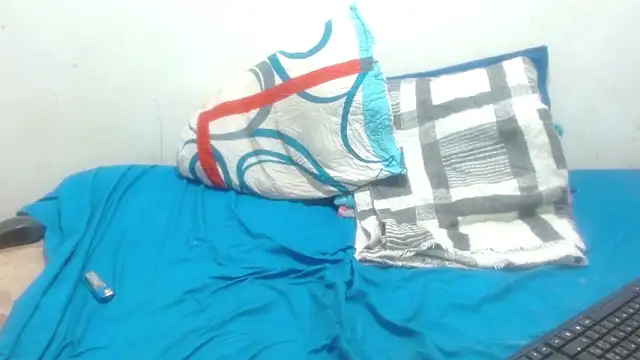 Snapshot of damian_bottom_bigcock chatting on October 25, 2025, 11:10 pm damian bottom bigcock online show from October 25, 2025, 11:10 pm