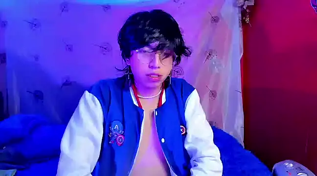 AnggelONfiree online show from December 30, 2024, 7:04 am