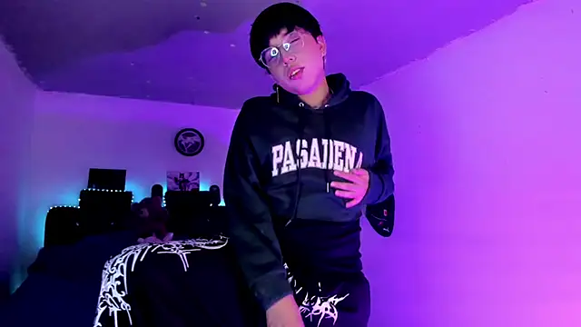 AnggelONfiree online show from February 28, 2026, 3:18 am