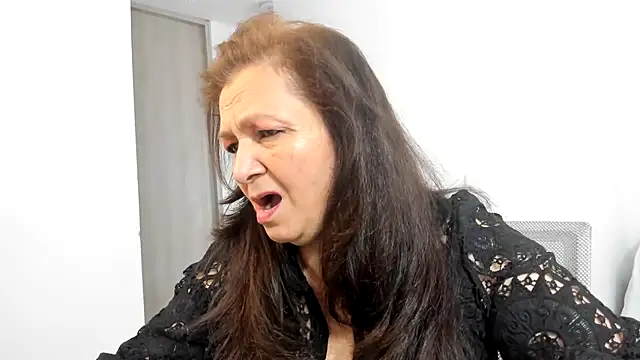 Bellaisa online show from March 18, 2026, 4:54 pm